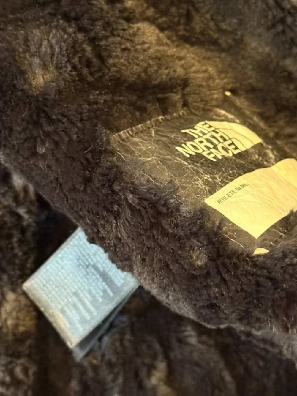 The North Face girls youth XL (size 18) Black Winter coat MSRP $180.